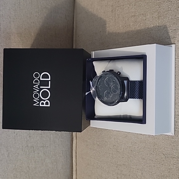 NWT!! Movado Bold Watch - Picture 1 of 9